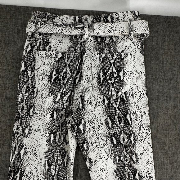 AKIRA Leopard Skinny  Pants Belted Size‎ 1 Juniors Stretch Cotton Spandex White - Picture 12 of 16